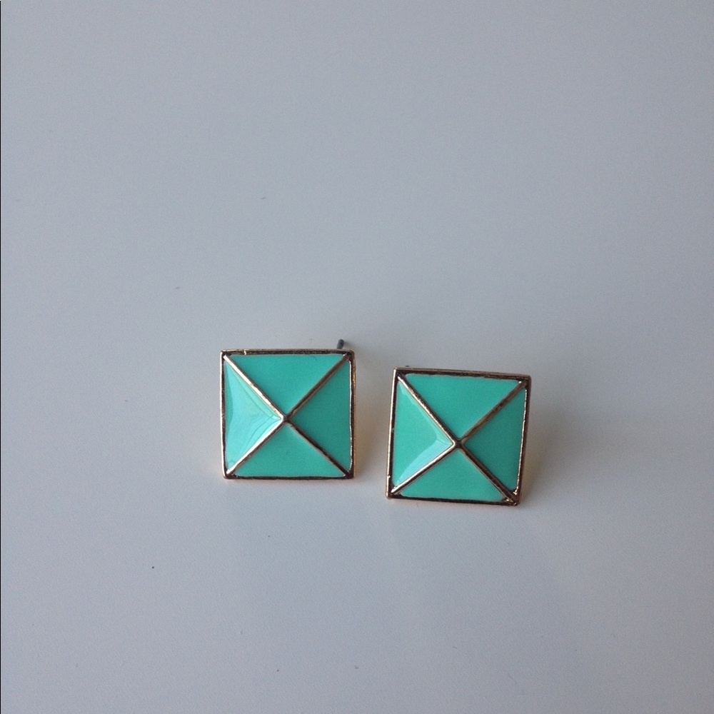 Bundle of 3 sets of earrings